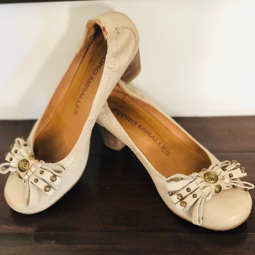 Pedro Miralles Kitten/Low Heels